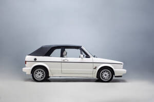 Image 11/35 de Volkswagen Golf Mk I Convertible 1.5 (1983)