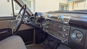 Image 13/19 of Buick Electra 225 Hardtop (1959)