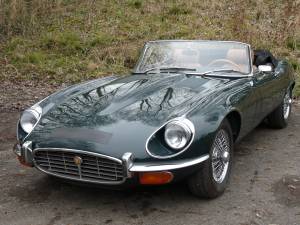 Bild 24/28 von Jaguar E-Type V12 (1972)