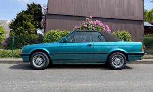 Immagine 5/21 di BMW 318i (1991)