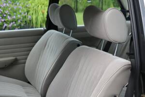 Image 36/50 of BMW 323i (1980)
