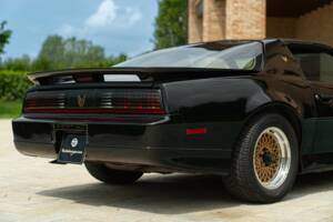 Imagen 24/50 de Pontiac Firebird TransAm (1989)