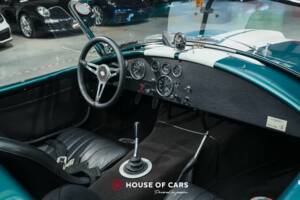 Imagen 18/25 de AC Cobra 427 (1965)