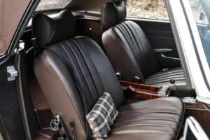 Image 16/21 de Mercedes-Benz 280 SL (1969)