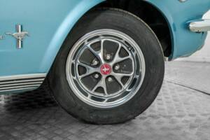 Image 42/50 of Ford Mustang 302 (1966)