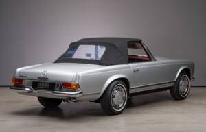 Bild 22/44 von Mercedes-Benz 280 SL (1970)
