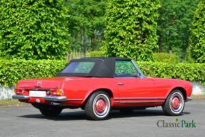Image 9/50 de Mercedes-Benz 230 SL (1964)