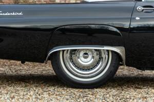 Bild 25/50 von Ford Thunderbird (1955)