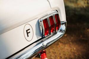 Image 16/19 of Ford Mustang Notchback (1965)