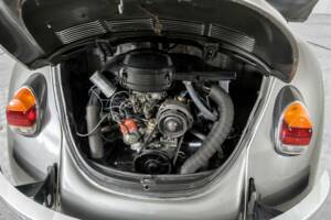Image 35/50 of Volkswagen Beetle 1303 LS (1971)