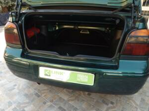 Image 38/50 of Volkswagen Golf III Cabrio 1.6 (1998)