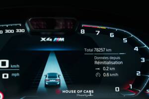 Image 23/24 of BMW X4 M (2022)