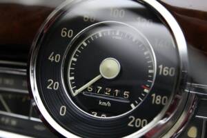 Image 19/23 of Mercedes-Benz 300 Sc Roadster (1956)