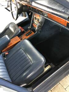 Afbeelding 11/15 van Mercedes-Benz 500 SEL (1983)