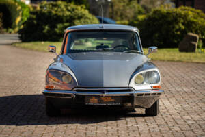 Immagine 7/42 di Citroën DS 20 Pallas (1970)