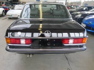 Image 28/44 of Mercedes-Benz 280 (1978)