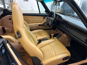 Afbeelding 19/39 van Porsche 911 Carrera (1995)