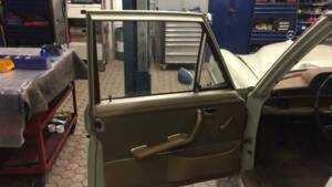 Image 32/52 of Mercedes-Benz 250 SE (1966)