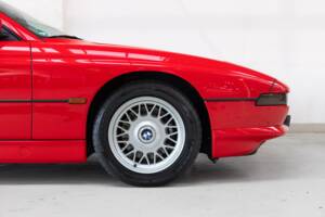 Image 19/24 of BMW 840Ci (1994)