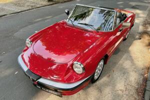 Image 12/20 de Alfa Romeo 2.0 Spider (1988)