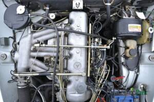 Image 15/50 of Mercedes-Benz 250 SL (1966)