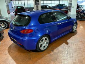 Image 9/22 of Alfa Romeo 147 3.2 GTA (2004)