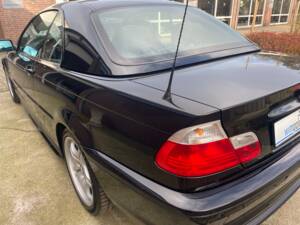 Bild 24/26 von BMW 330Ci (2001)