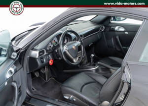 Image 28/54 of Porsche 911 Carrera 4S (2006)