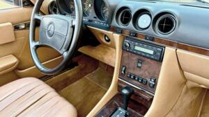 Immagine 18/20 di Mercedes-Benz 560 SL (1986)