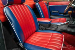 Bild 15/17 von Jaguar E-Type (1970)