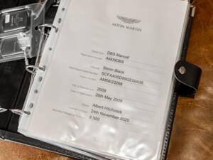 Image 56/77 of Aston Martin DBS (2009)