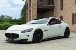 Image 1/50 de Maserati GranTurismo 4.2 (2008)