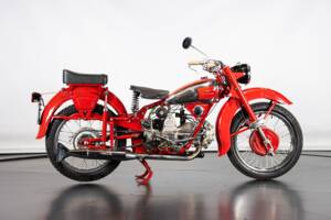 Immagine 5/50 di Moto Guzzi Astore (1952)