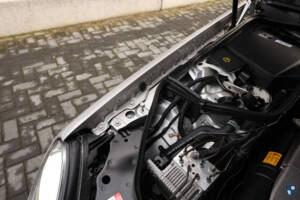 Image 28/84 of Mercedes-Benz E 55 AMG (2002)