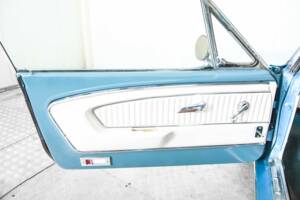 Image 31/50 of Ford Mustang 302 (1966)