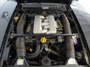 Image 15/36 of Porsche 928 GTS (1994)