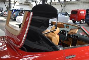 Image 12/94 of Mercedes-Benz 560 SL (1988)