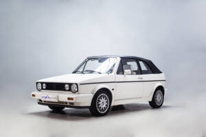 Image 5/35 de Volkswagen Golf Mk I Convertible 1.5 (1983)