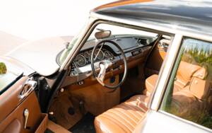 Bild 19/36 von Citroën DS 21 Pallas (1968)