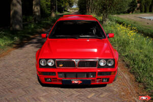 Image 11/32 of Lancia Delta HF Integrale Evoluzione I (1991)