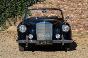 Imagen 33/50 de Mercedes-Benz 220 S Cabriolet (1956)