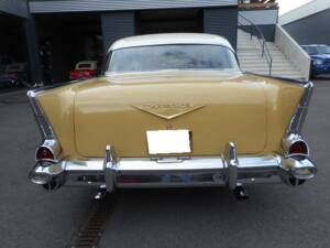 Bild 4/27 von Chevrolet Bel Air Hardtop Coupé (1957)