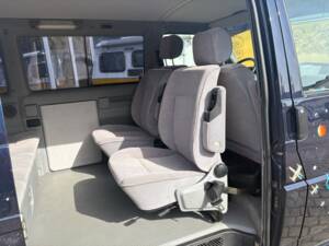 Bild 9/11 von Volkswagen T4 Multivan 2.5 (1993)