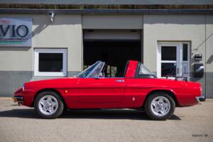 Afbeelding 38/42 van Alfa Romeo 2000 Spider Veloce (1980)