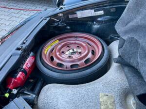 Immagine 17/20 di Porsche 911 Carrera 3.2 (1988)