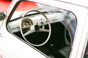 Image 19/32 of SEAT 600 D (1968)