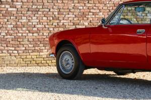 Imagen 19/50 de Alfa Romeo 2000 GT Veloce (1972)