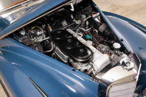 Bild 37/44 von Mercedes-Benz 300 S Cabriolet A (1953)