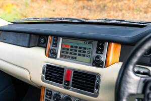Bild 12/26 von Land Rover Range Rover Vogue V8 (2005)