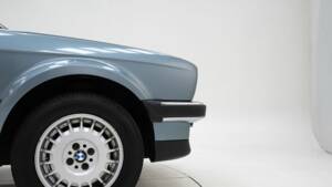 Image 12/15 of BMW 325ix (1987)